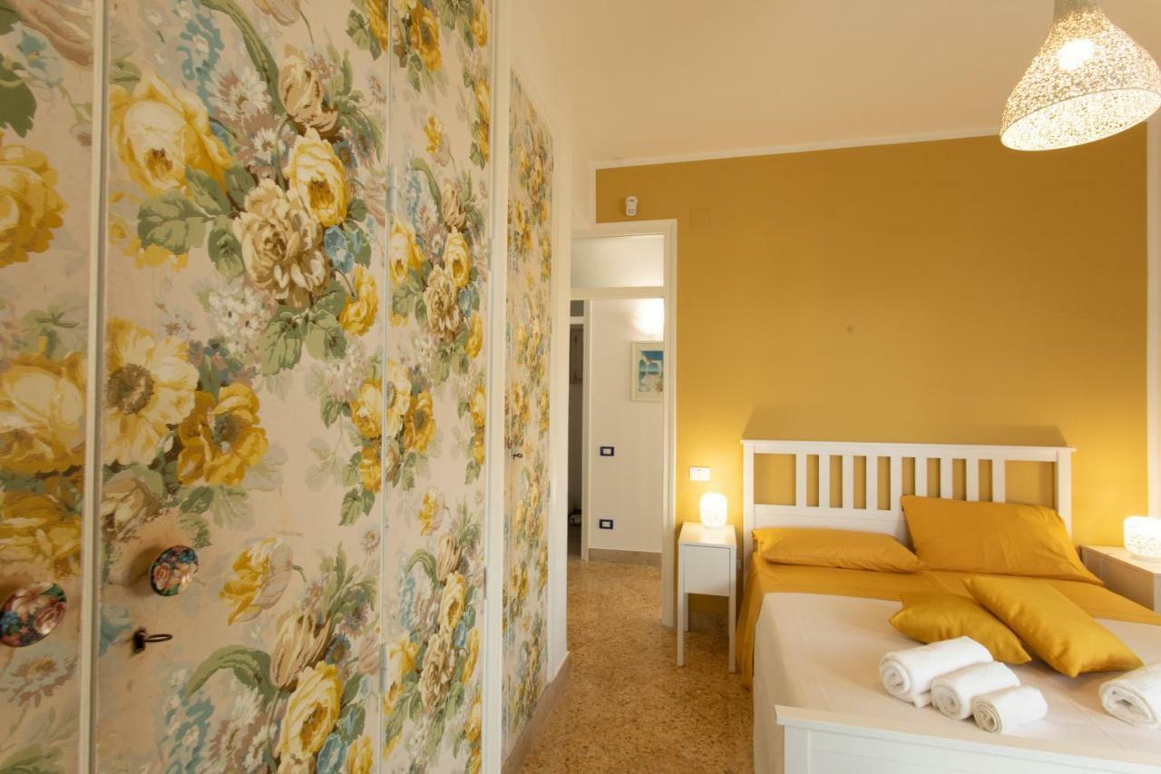 Villa Aurora Mondello Addaura ภายนอก รูปภาพ