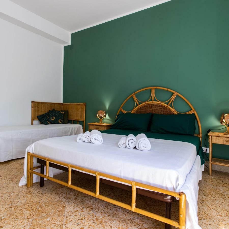 Villa Aurora Mondello Addaura ภายนอก รูปภาพ
