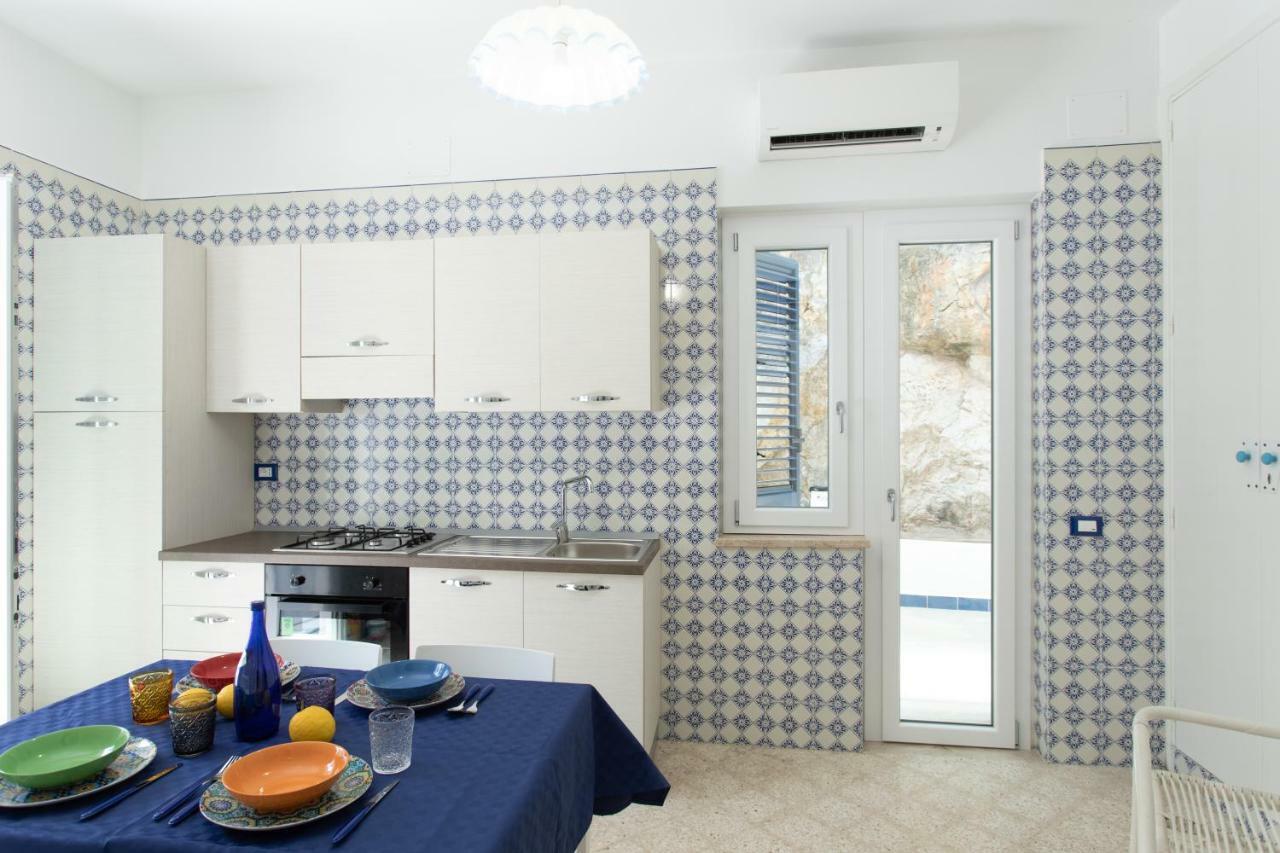 Villa Aurora Mondello Addaura ภายนอก รูปภาพ